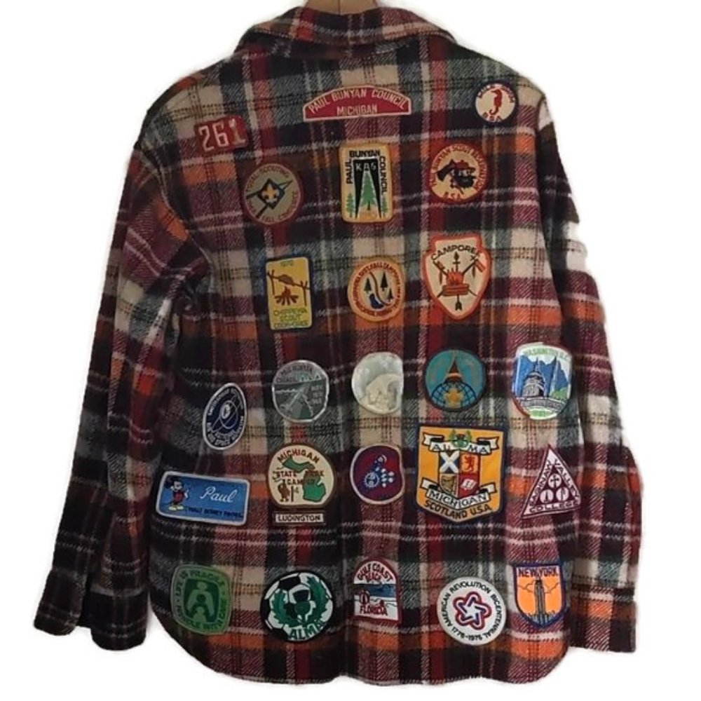 JCPenney Towncraft L Vintage Disney Boyscouts Hiking Etc Patches Hipster Shacket - Picture 6 of 13